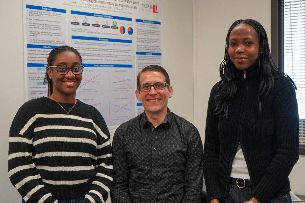 L-R: Student Aneeka Black, Psychology Associate Professor Jeffrey Wardell, Student Mosope Afolabi-Ajayi