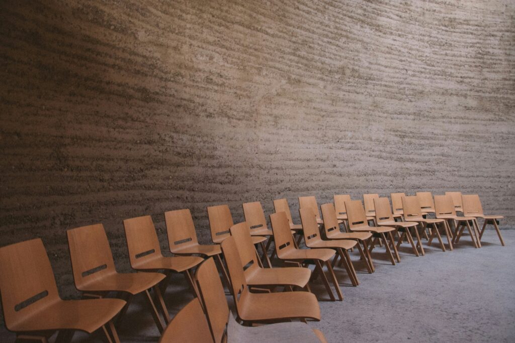 Wooden chairs. Photo: Ion Fet on Unsplash.