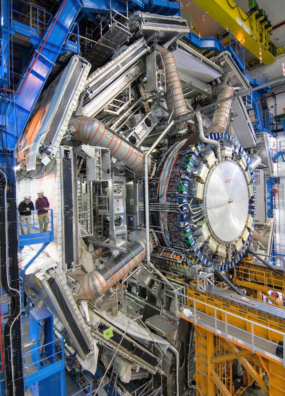 the atlas experiment at the cern lhc