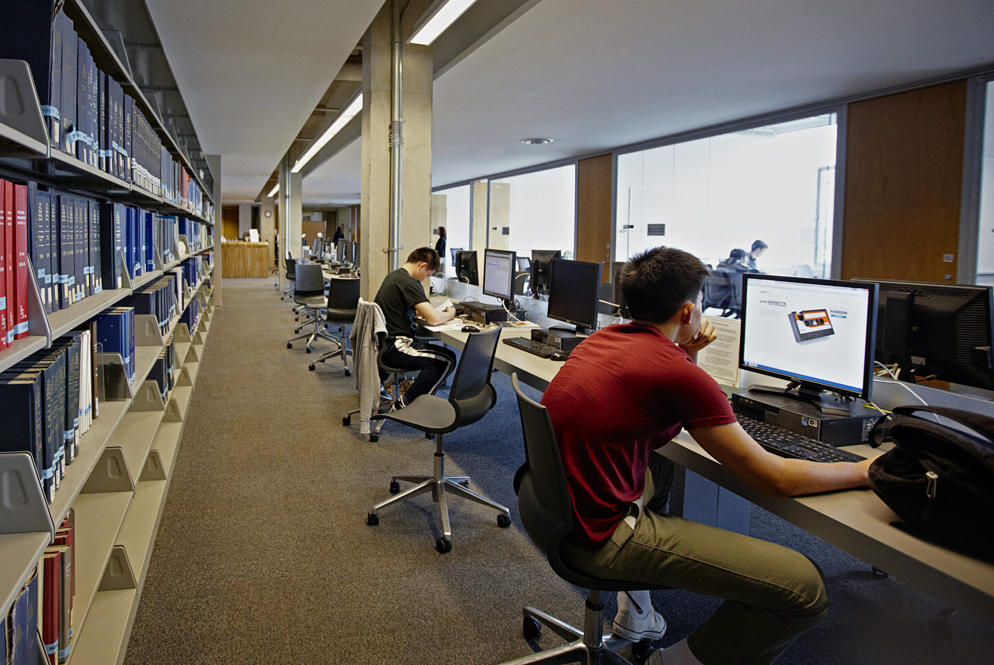 students in computer lab 