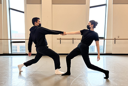 Counterforce 2 by Blythe Russell. Dancers Rayn Cook-Thomas (left) and Jessica Saftu 